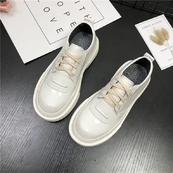 

2019 spring new round head strap casual Martin shoes flat with casual women's shoes