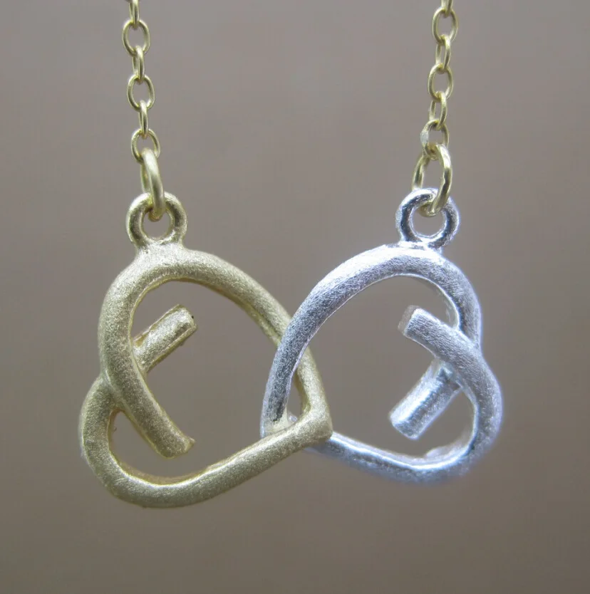 Brand new 925 sterling silver necklace jewelry original heart-shaped necklace intertwined unique personality for women