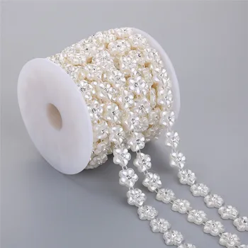 

TPSMOC 10yards 15mm Ivory flower Pearl Chain with Rhinestone Trim Bridal Beaded Appliques For Wedding Dress Craft