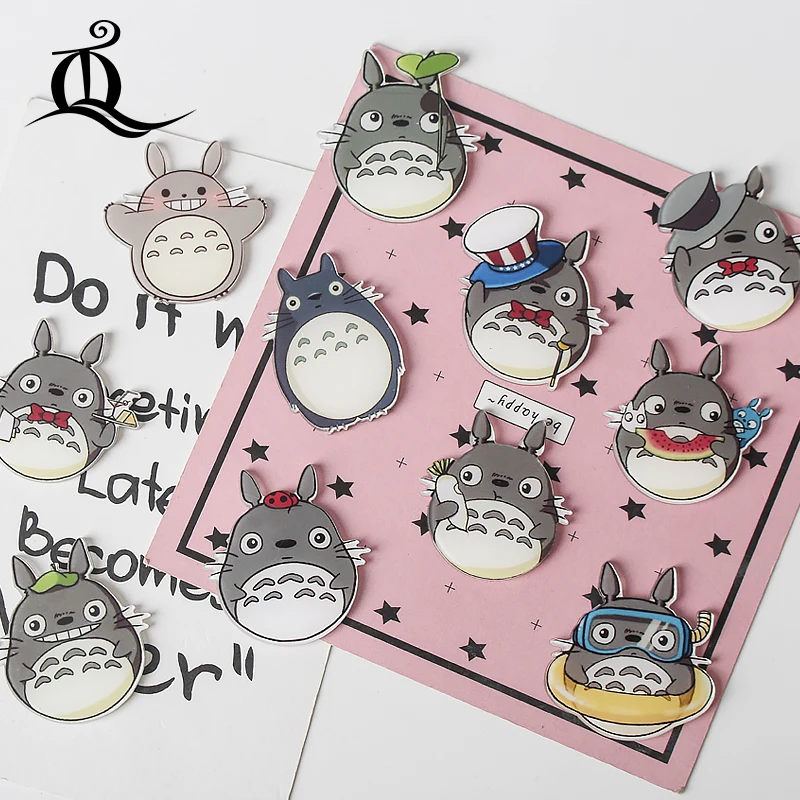 

1PCS Cartoon Badge Icons on The Pin Acrylic Badges Badges for Clothing Kawaii Brooches Pvc Brooch,Unicorn on cloth and bag Z71