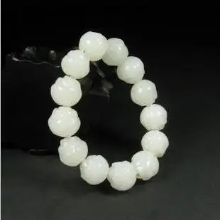 

Hetian jade carved lotus Bracelet