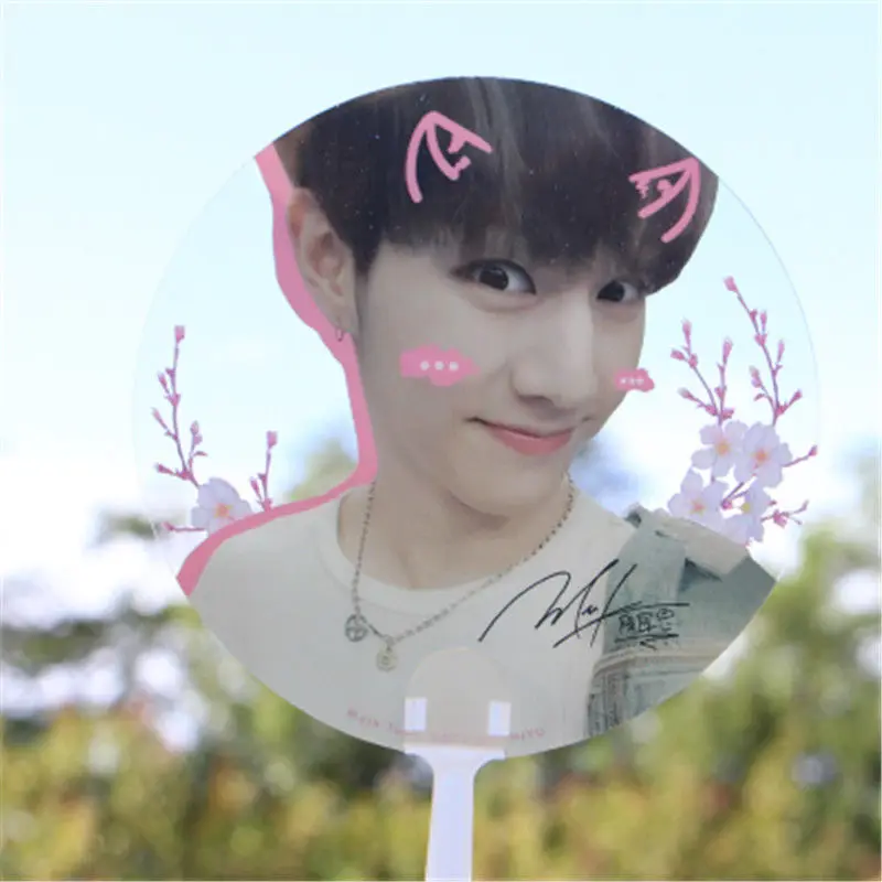 

KPOP GOT7 Mark PVC Transparent Portable Hand Fan Summer Handmade Cute Toy Gift Collection Hand Holder Round Fan