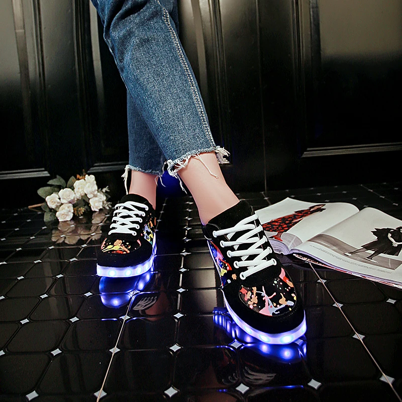 Свет Обувь 2017 Мужская Мода Освещенные Обувь для Взрослых мужской USB Зарядка Красочный Светодиодные светящиеся кроссовки женские мужская