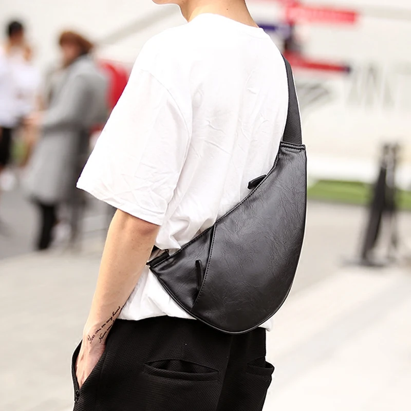 

Tidog Men's bag fashion casual chest bag