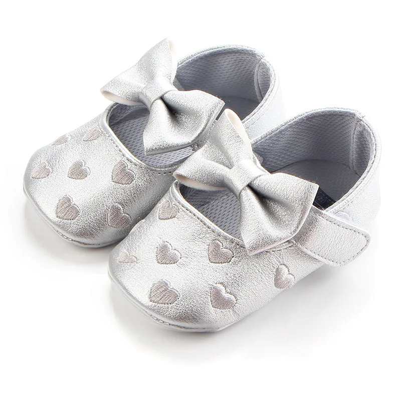 Из искусственной кожи Мэри Джейн для новорожденных принцесса в форме сердца большой бант Обувь для девочек Prewalkers обувь с мягкой подошвой