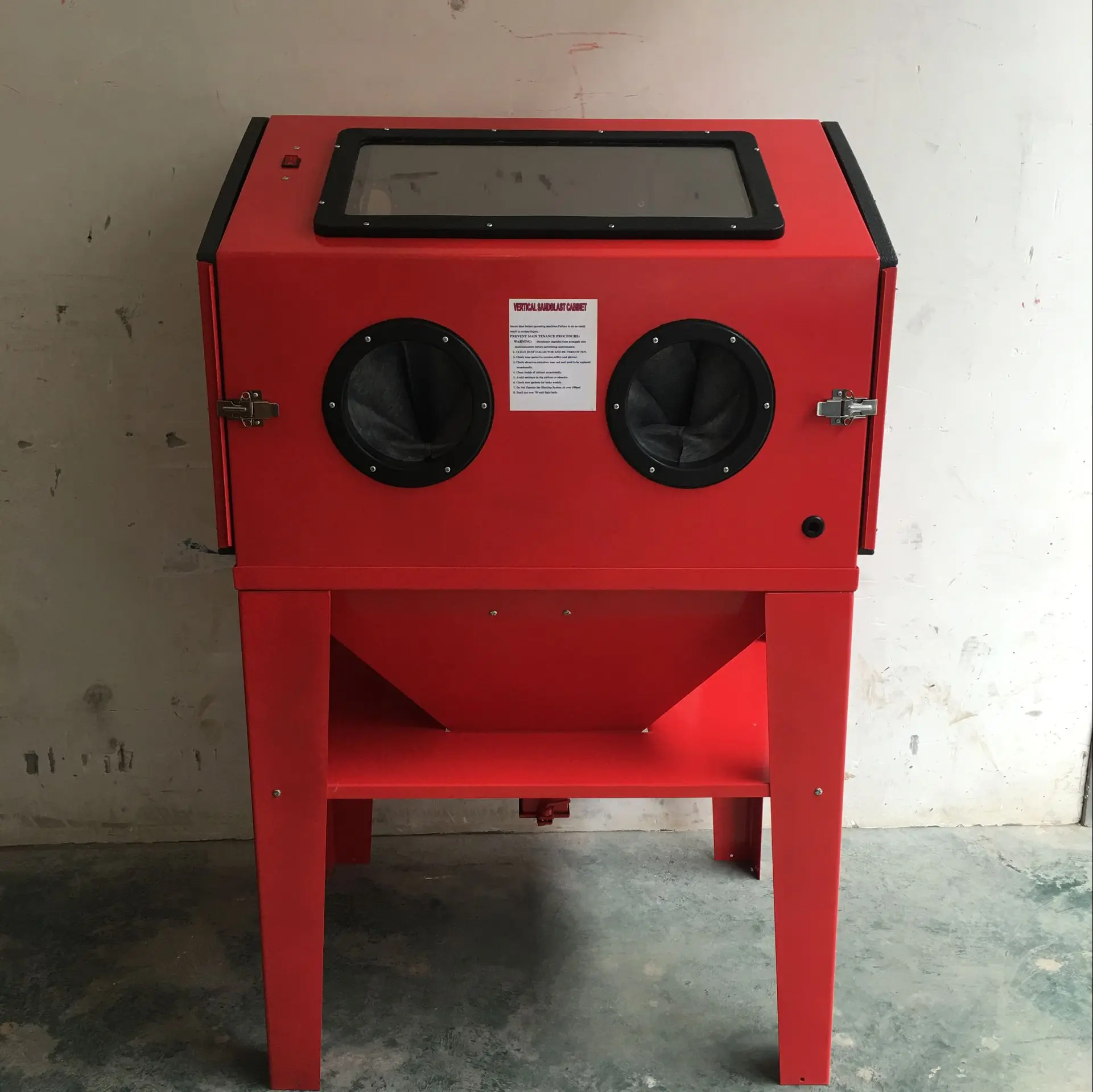 

Sand blasting machine SBC350 vertical full closed rust removal decontamination convenient, fast quality and quantity guarantee.