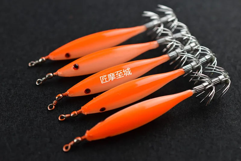 

5pcs/lot 7.5 CM Luminous Squid Hook Cuttlefish Jig Fishing Hard Lure Luminous Fishing Tackle Equipment Hook Jigging Baits