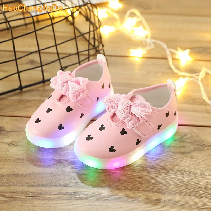 

Children Lamp Children In The Spring and Autumn New Fund New Canvas Shoes Leisure Cartoon Boy Bright Led Shoes of The Girls