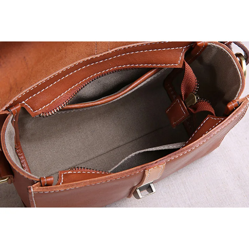 AETOO Handmade leather women's bags, small leather bags, one-shoulder slanted bags, cowhide simple small square bag