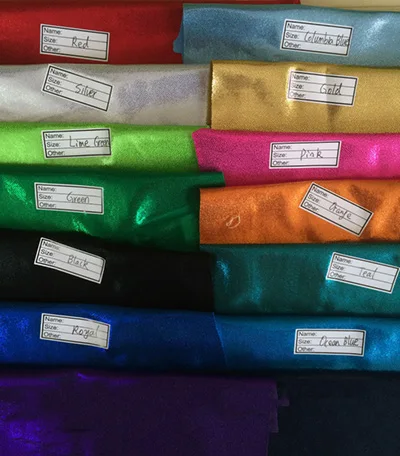 المشجع موحدة الأداء الرياضة الزي فليكسيابلي 2017 نمط جديد 5 مجموعات بوم بوم Hairbow اليدوية