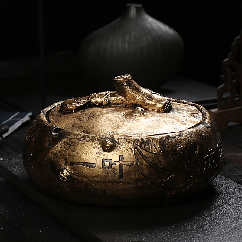 Creative ashtray European retro simple living room multifunctional ashtray home accessories Home Furnishing Ornament