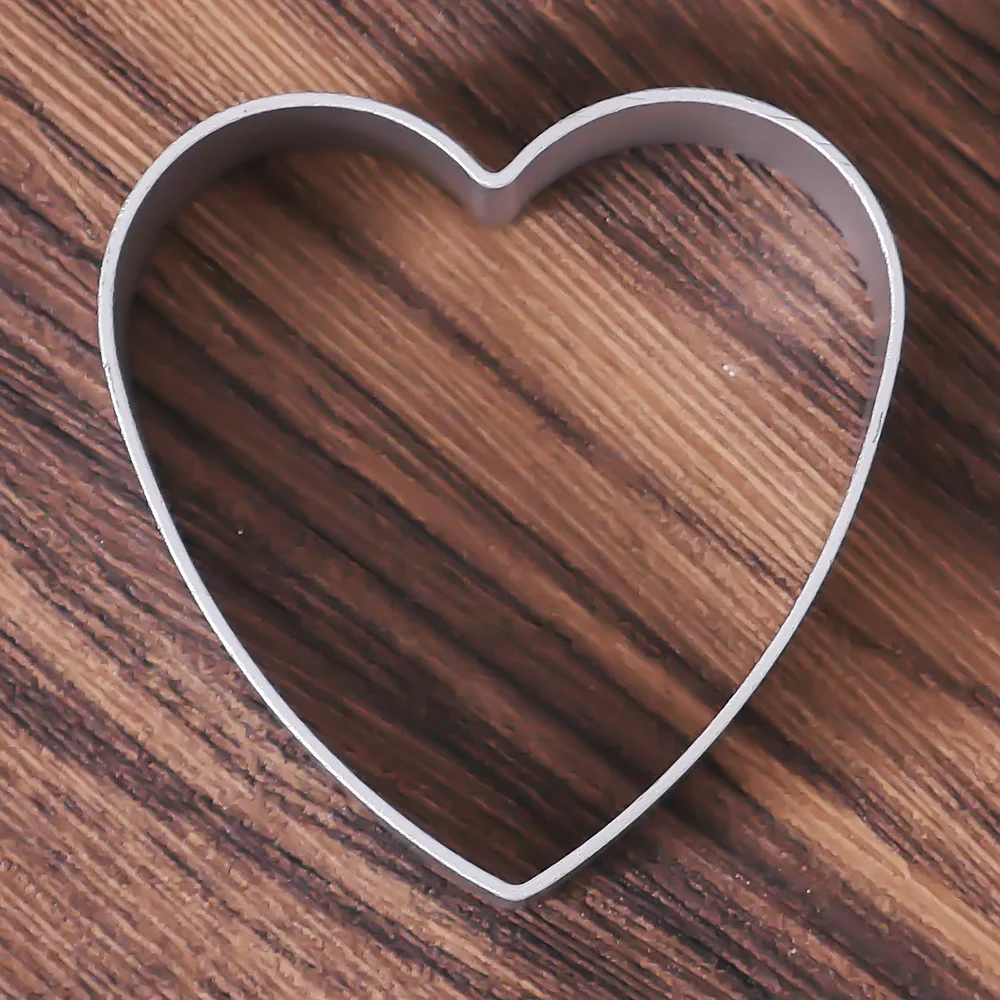 

1PCS Christmas Kitchen Loving Heart Shaped Aluminium Tools Alloy Pastry Biscuit Cookie Cutter Baking Mould