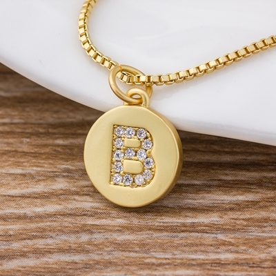 Sale Fashion Tiny Daint  Alphabet Pendants 26 Letters Necklace Gold Color for Women Girls Best Birthday Party Gift