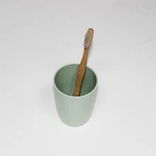 Экологически чистые аксессуары для ванной набор включает зубные щетки для взрослых держатель пшеничной соломы легко питьевой чашки и бамбуковой зубной щетки