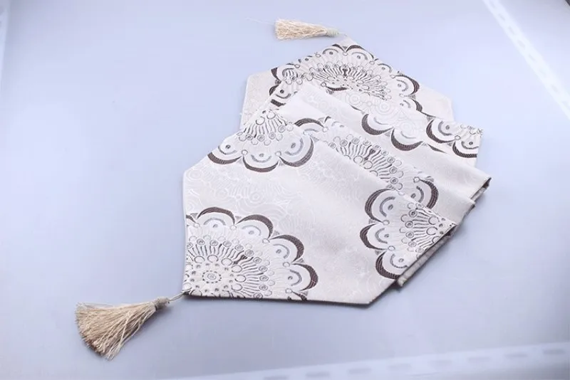 Juyangpastoral نمط الجدول عداء. منشفة الشاي. حساسة جاكار الحرفية. طاولة القهوة غطاء القماش. نهاية السرير الزخرفية القماش Juyangpastoral نمط الجدول عداء. منشفة الشاي. حساسة جاكار الحرفية. طاولة القهوة غطاء القماش. نهاية السرير الزخرفية القماش