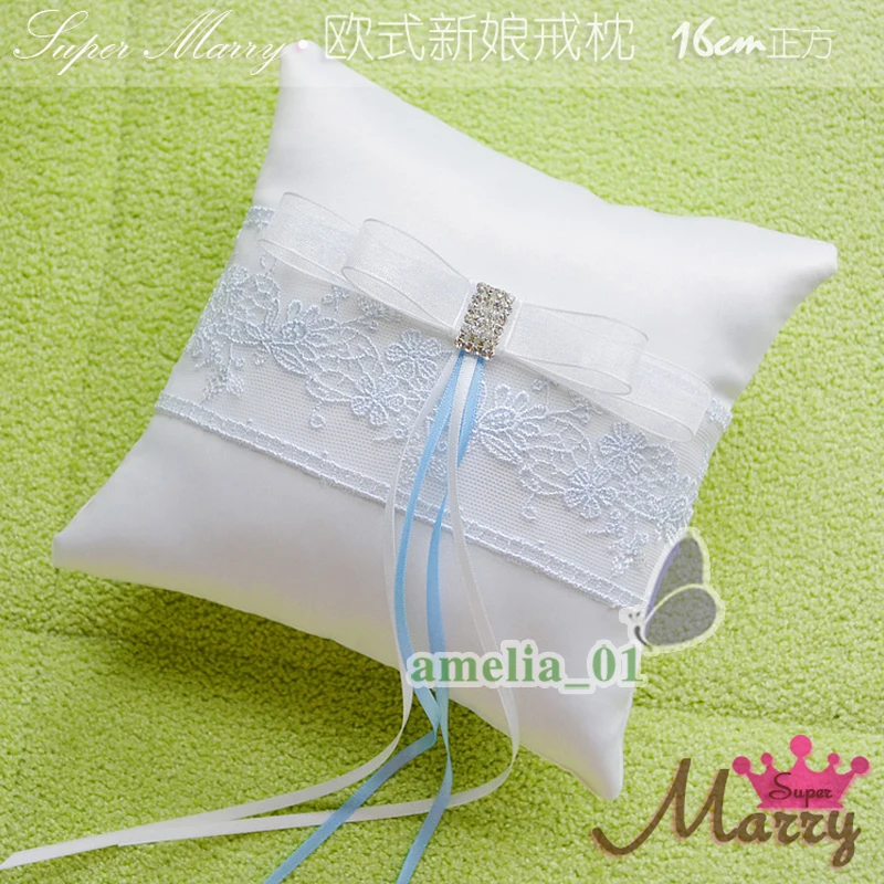 

Top Quality Beautiful White Flower Shape With Flash Diamond Romantic Wedding Ring Pillow Cushion Home Decoration