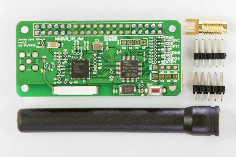 

2019 V1.7 Jumbospot UHF VHF UV MMDVM Hotspot For P25 DMR YSF DSTAR NXDN Raspberry Pi Zero 3B + Original TCXO + onboard Antenna