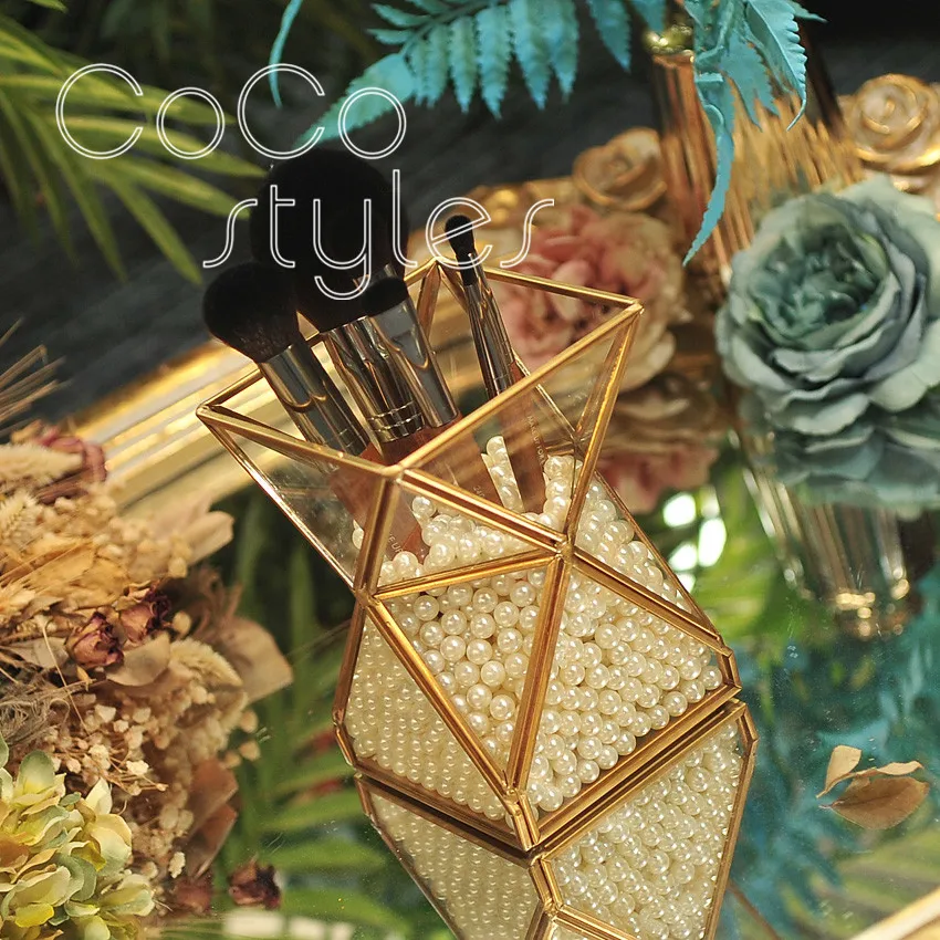Metal bronze brush holder  (2)