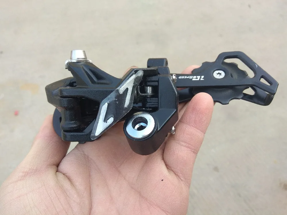 

Microshift XLE 10 speed 30 aluminum alloy long leg cage rear derailleur
