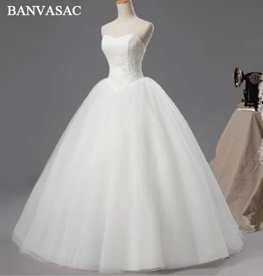 

BANVASAC 2017 New Elegant Embroidery Strapless Wedding Dresses Sleeveless Satin Off the Shoulder Lace Bridal Ball Gowns