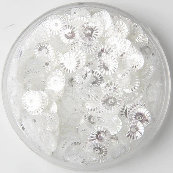 

50g 4mm Round Wheel Flower Gold Plating Loose Sequins Sewing PVC DIY Paillette For Crafts Crystal White Daisy Confetti