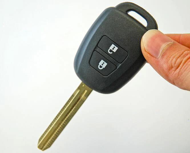 toyota key remote previa highlander coaster rav4 alphard shell crown button case brand fob