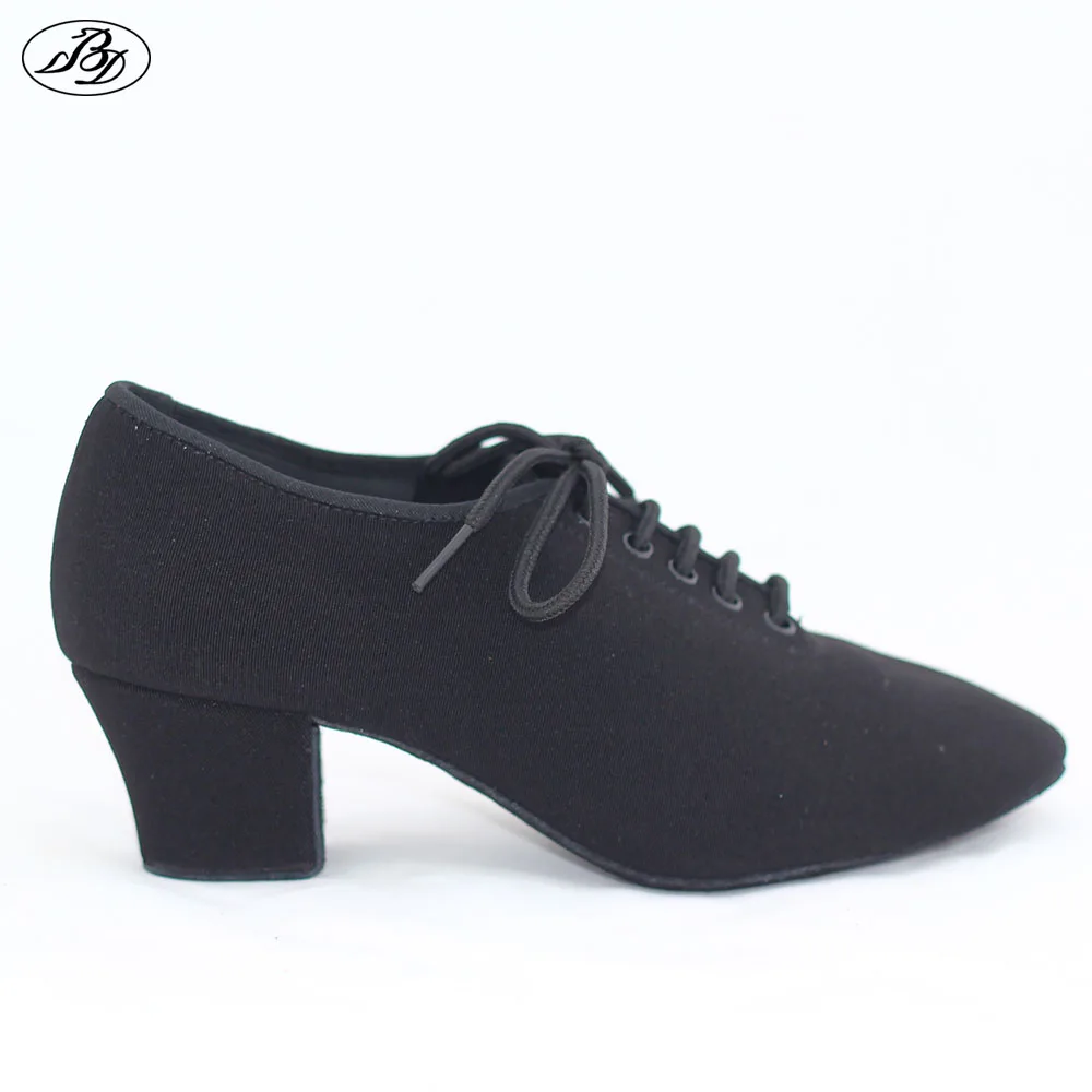 Ladies Canvas Sports Shoes Ladies Canvas Sports Shoes