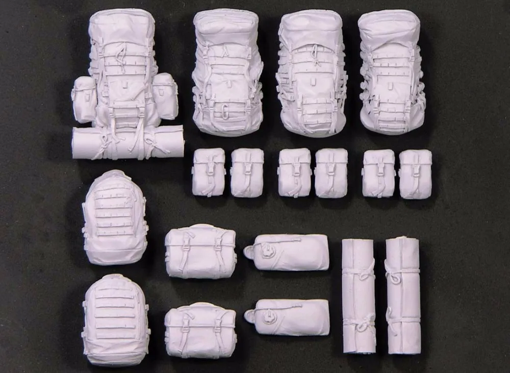 

1/35 Scale Military Modern US Tank and Armored Vehicle Accessories Package Miniatures Unpainted Resin Model Kit Figure