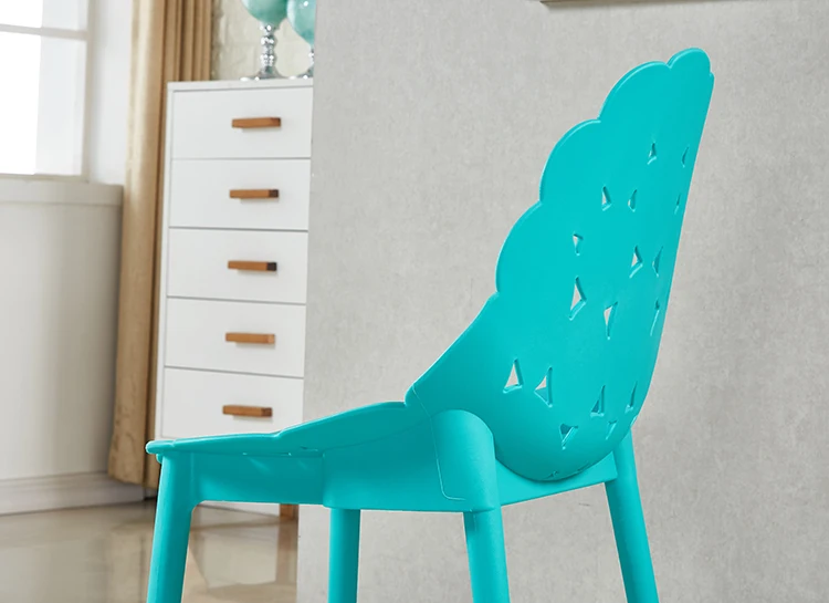 Модные обеденные стулья в стиле Луи, Современные Простые Пластиковые скандинавские стулья для отдыха, креативные домашние кофейные уличные приемы