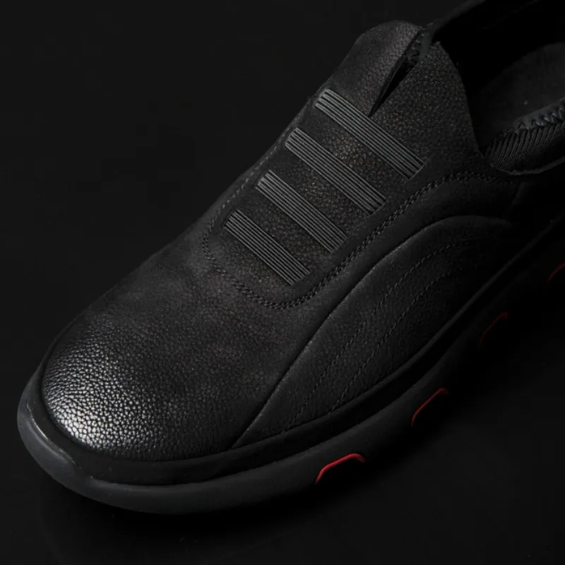 JINBEILEE New Men's Breathable Fashion Skateboarding Shoes Men's Casual Shoes First Layer Leather Warm Single Shoes