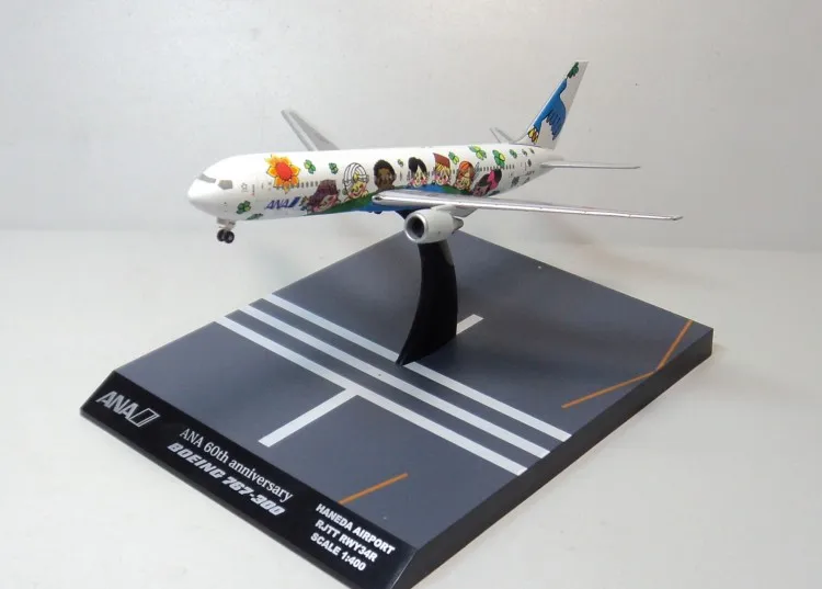 

Hogan 1:400 ANA 767-300 ana ja8674 aircraft model