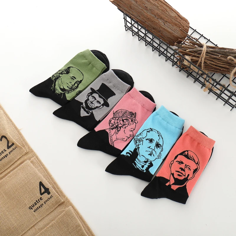 

5Pairs/Lot Cotton Men Funny Crew Socks Autumn Winter Fashionable Bursting Antique Literature Character Figure Head Socks