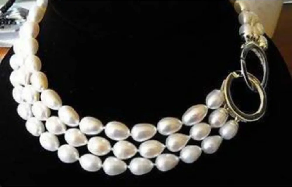 

0479 TRIPLE STRANDS GENUINE AKOYA WHITE PEARL NECKLACE