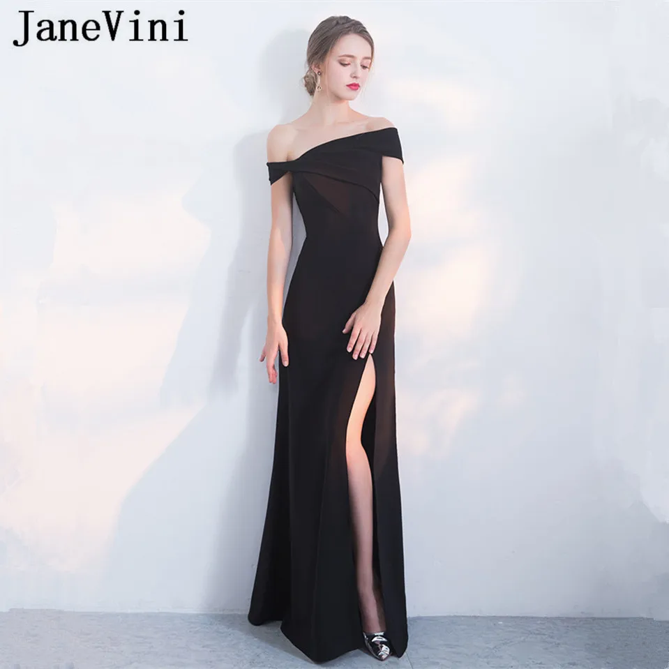 

JaneVini Simple Black Plus Size Mother of The Bride Dresses Pleats 2018 A Line High Split Zipper Back Women Formal Evening Gowns