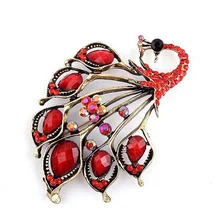 Hot-Selling European and American Fashion Jewelry Brooch Beautiful Rhinestone Gem Big Peacock Brooch Pin rhinestone faux gem halloween spider brooch