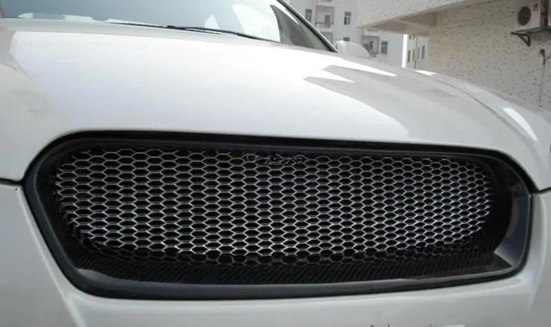 

Fits For Subaru Legacy 2004-2008 Real Carbon Fiber Front Bumper Grille Auto Car Grills Z2AAA042
