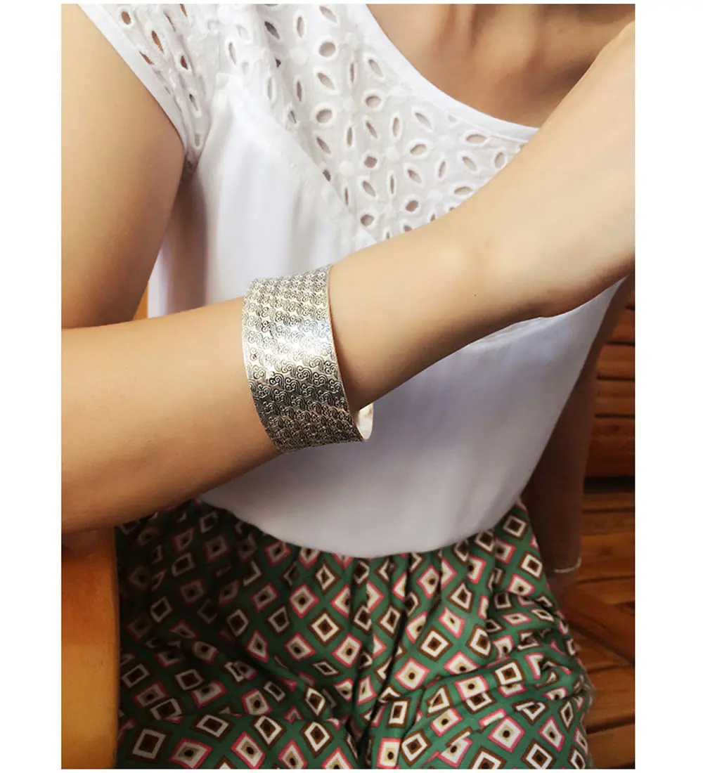 F.I.N.S винтажный Цыганский браслет, этнический цинковый сплав, богемные ювелирные изделия, античный серебряный цвет, резные массивные широкие браслеты-манжеты для женщин