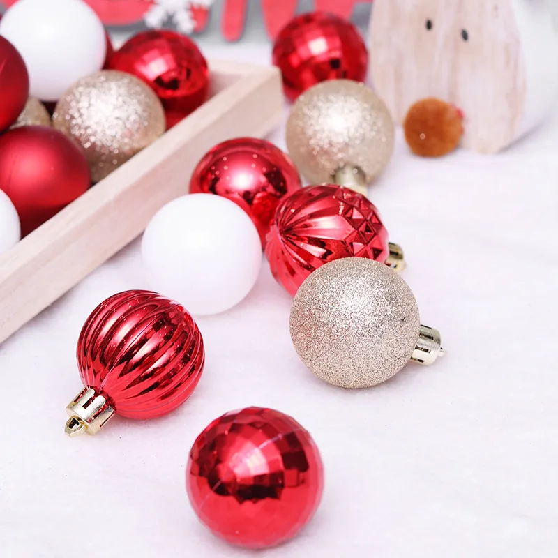 24pcs 4cm Red Green White Christmas Balls Tree Decoration Plastic Ball New Year Xmas Ornaments Tree Hanging Ball Ornament