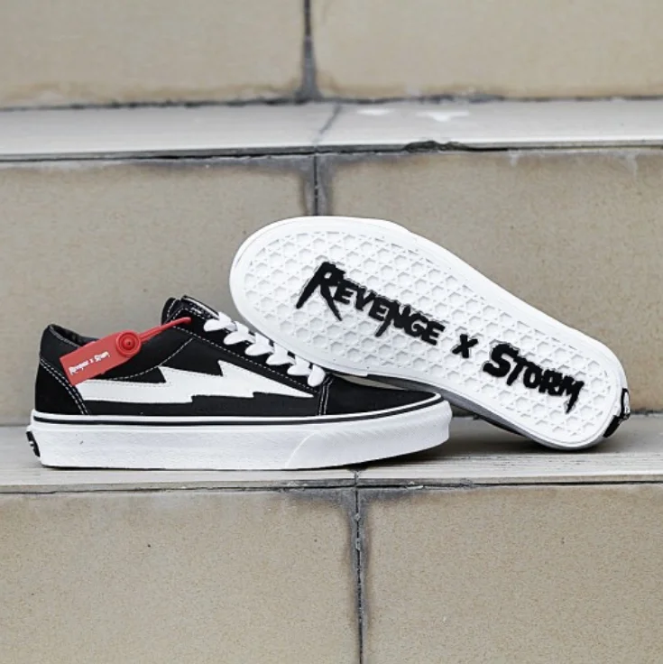 

Unisex Revenge Vulcanized Tidal Lightning Shoes men women Canvas shoe black Low-top skateboards casual mens sneakers kanye shoes