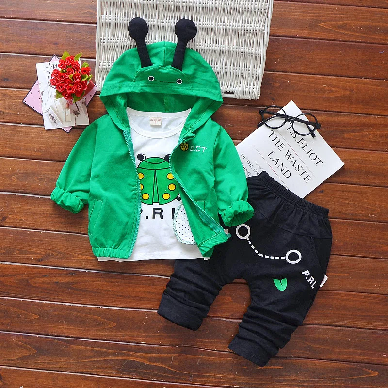 Детская одежда для мальчиков и девочек, Комплекты модной одежды Демисезонный Детская куртка с капюшоном, футболка и штаны, 3 шт./компл. детей ясельного возраста хлопковый спортивный костюм, комплект - Цвет: HBE jiakechong green