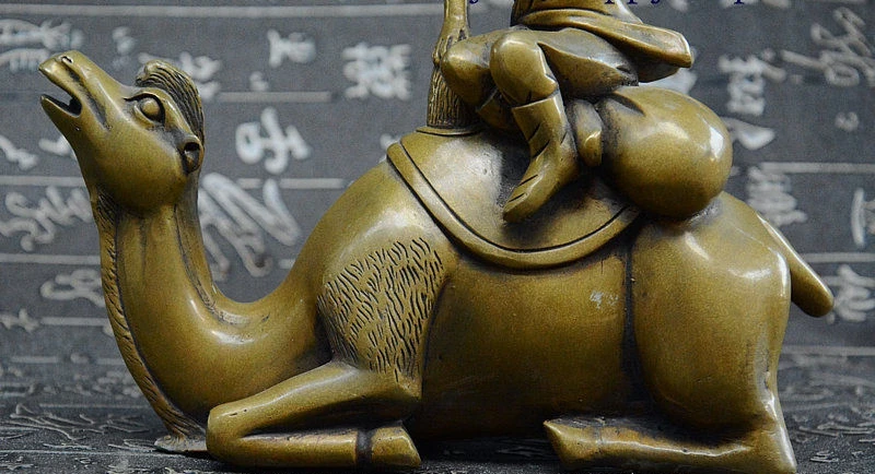 

6" Folk Chinese Bronze Old Man Art Buddha Statue Ride Camel Money Bag Sculpture