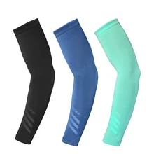 Roswheel 451446 УФ одна пара Защита от солнца охлаждающий рукав чехол для рук кулер для походов бега для гольфа, велоспорта, вождения марафона