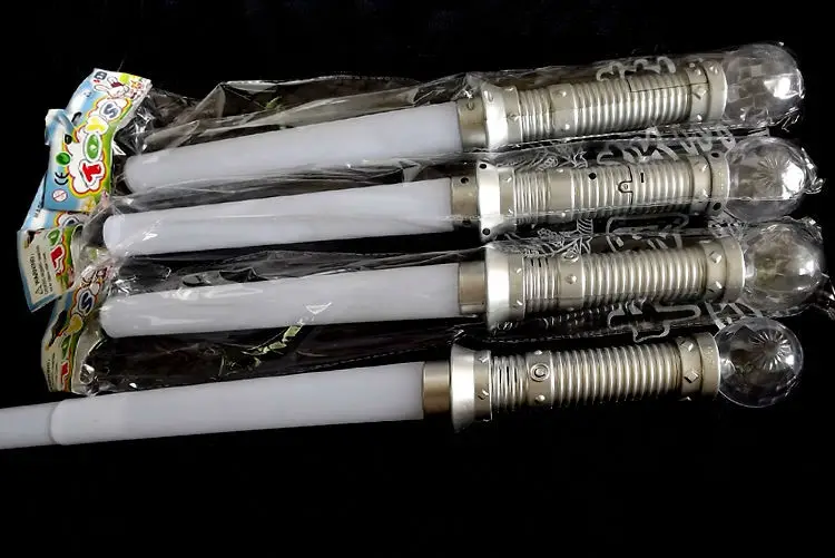 81-lightsaber-1010