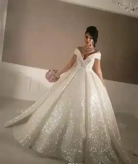 3D Appliques Lace Luxury Ball Gown Wedding Dresses Long Sleeve Off Shoulder Princess Style 2019 New Bridal Gowns Custom Size