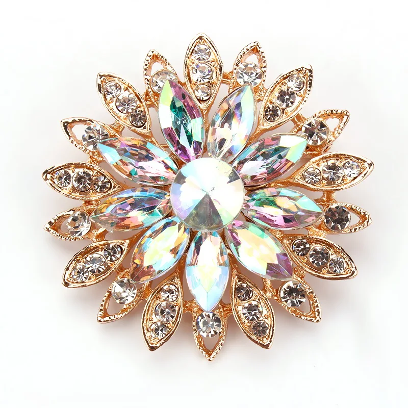 

High Quality Beautiful AB Crystal Daisy Flower Design Fashion Pins and Brooches in Gold-color for Female