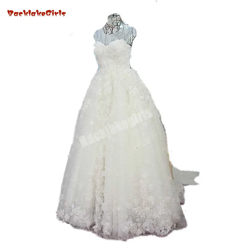New Luxury Sleeveless Lace Appliques Sequins And Flowers Lace Up Wedding Dress 2017 A-line Floor Length Wedding Dresses New Luxury Sleeveless Lace Appliques Sequins And Flowers Lace Up Wedding Dress 2017 A-line Floor Length Wedding Dresses