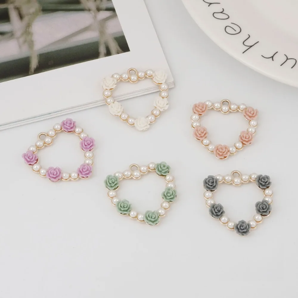 

Metal Garland Floral Heart-shaped Charm Pendant Pearl Resin Flower for DIY Earring Necklace Bracelet Jewelry Findings Making