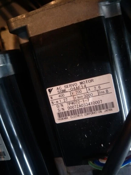 

Servo MOTOR SGML-04AF14 , Used one , 90% appearance new , 3 months warranty , fast shipping