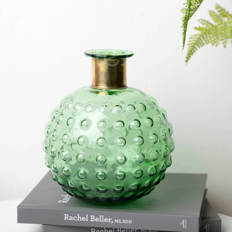 green flower vase (3)