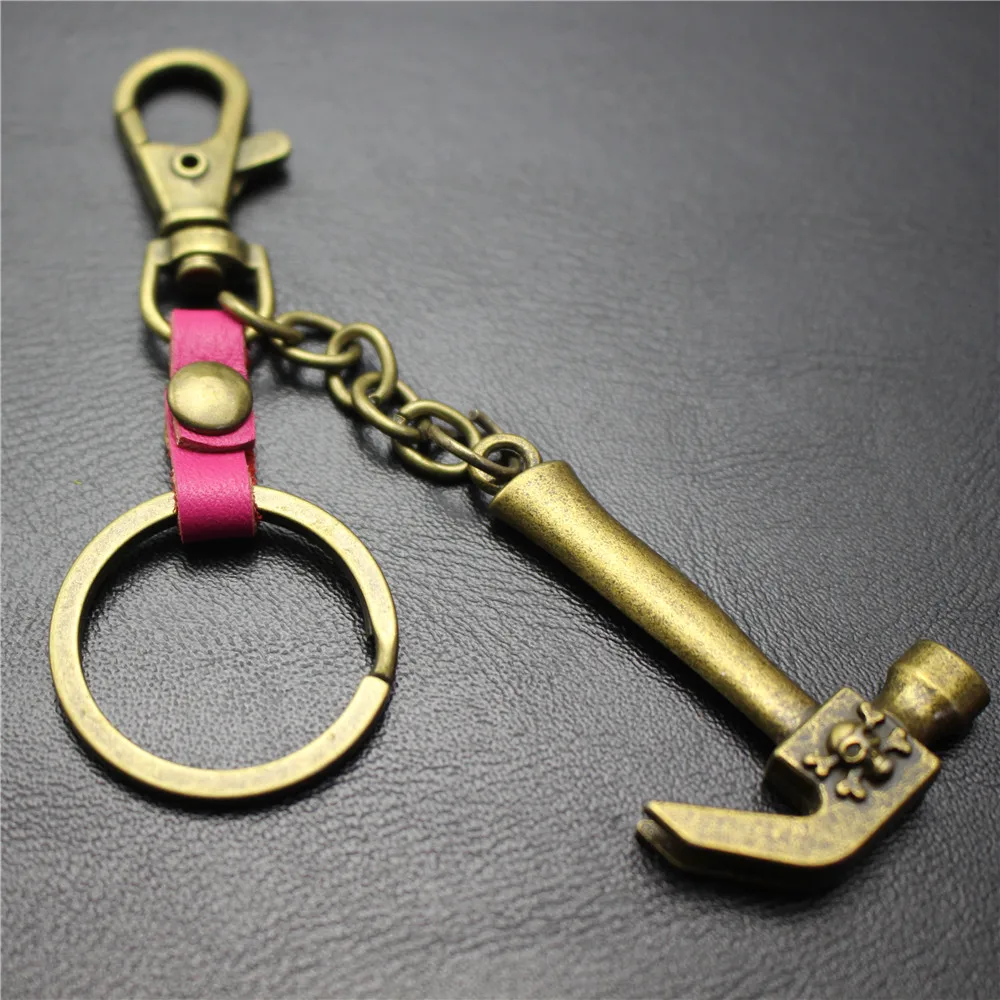 

Vintage Bronze Color Hammer Of The Pirate Symbol Keychain Leather Key Chain Car Key Holder Keyring Bag Hang Charms Pendant